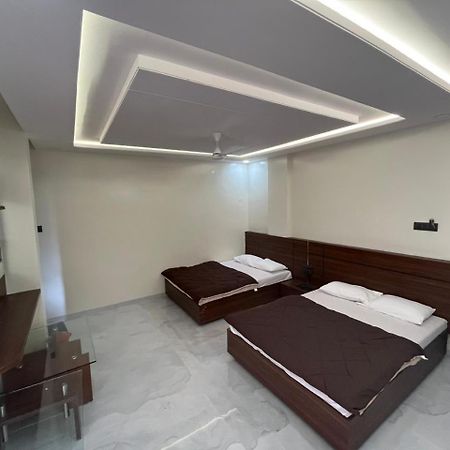 Hotel Sai Sandesh Shirdi Dış mekan fotoğraf