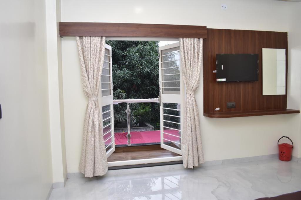 Hotel Sai Sandesh Shirdi Dış mekan fotoğraf